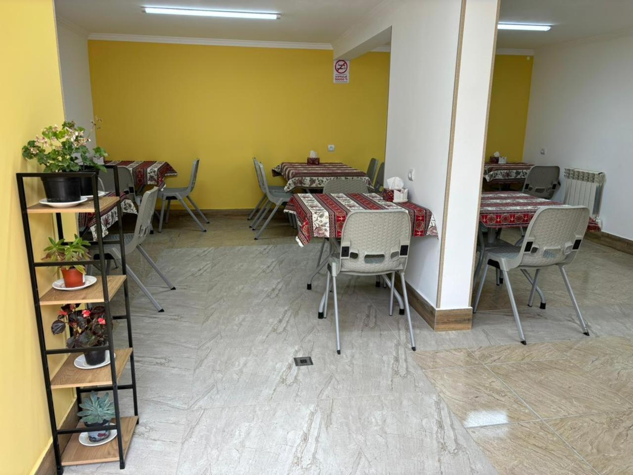 Styopa Hotel Erévan Extérieur photo