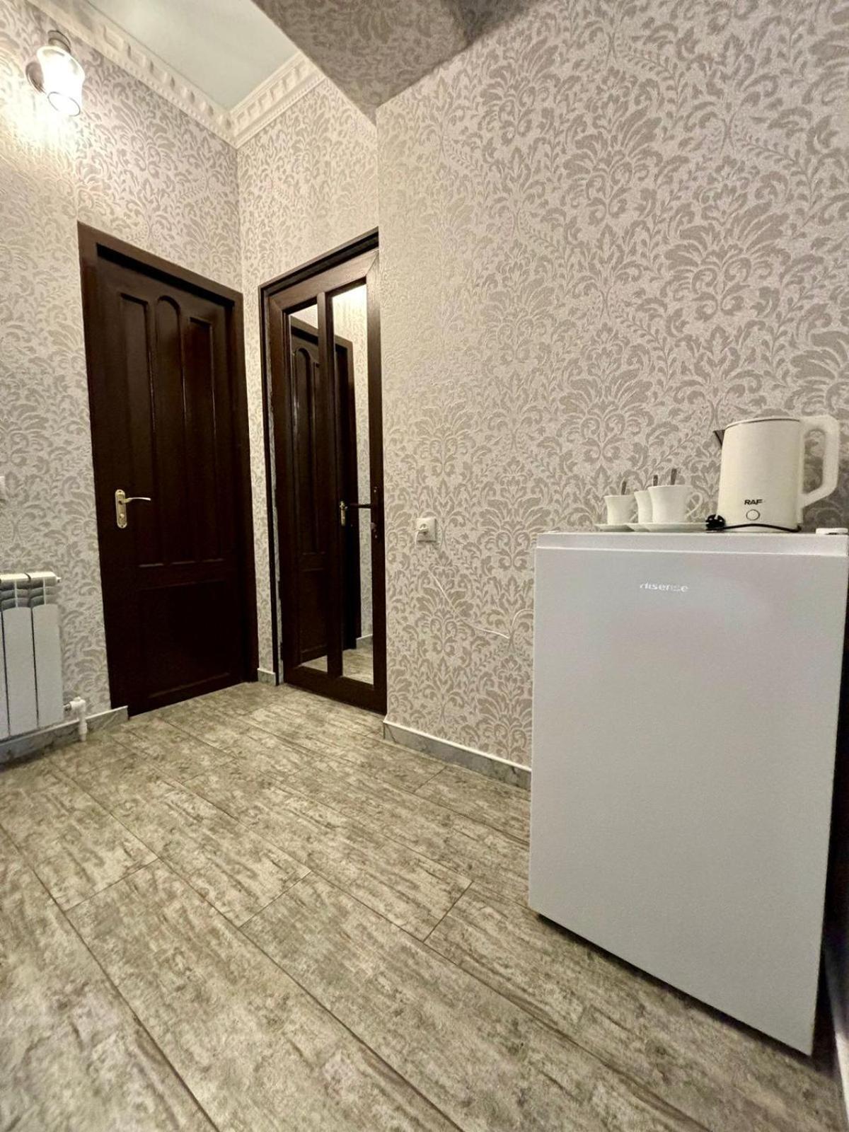 Styopa Hotel Erévan Extérieur photo
